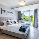 Godewindpark Deluxe-suite 1-04 Mit Gartenblick Und Loggia * 뤼베크