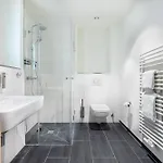 아파트 Godewindpark Deluxe-suite 1-04 Mit Gartenblick Und Loggia