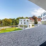 Godewindpark Deluxe-suite 1-04 Mit Gartenblick Und Loggia