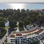 아파트 Godewindpark Deluxe-suite 1-04 Mit Gartenblick Und Loggia 뤼베크