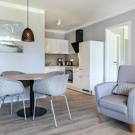 아파트 Deluxe-suite 1-04 Mit Gartenblick Und Loggia