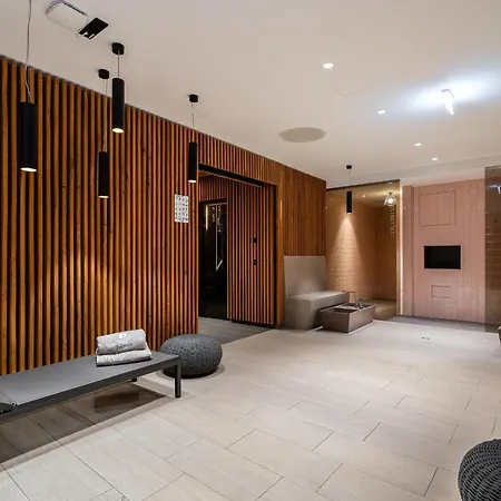 Deluxe-suite 1-04 Mit Gartenblick Und Loggia * 뤼베크